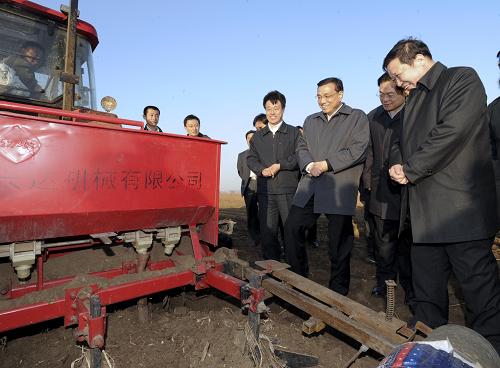 李克强在吉林考察--中国年鉴网