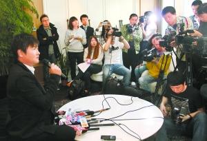 孙楠被主办方“劝退”出席颁奖礼 誓言揪出造谣者--国家年鉴