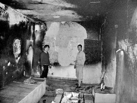 居民家使用近13年电视突然爆炸遇索赔难(图)--国家史册