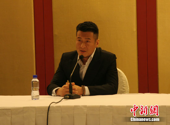 孙兴就涉毒开记者会数度落泪 否认供出明星(图)--中国年鉴