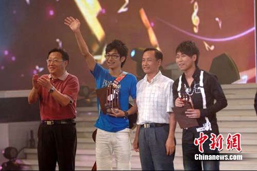 “中国流行音乐金钟奖”前三甲选手有望赴欧洲镀金--中国年鉴社