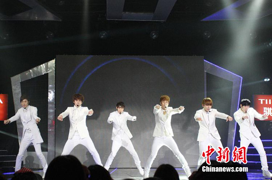 SJ-M“梦想秀”当伴郎 片段被剪辑成两段惹争议--中国年鉴