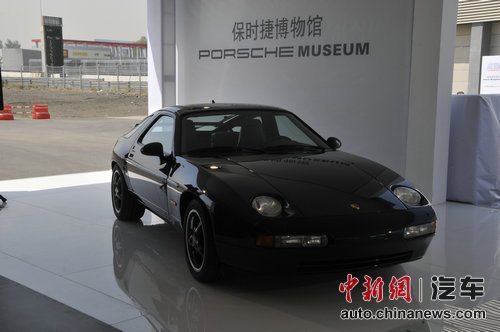 黄金十载 保时捷庆祝进入中国十周年(图)--国家年鉴