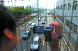 收费路启用公交道谁埋单 京相关部门暂未回应--国家史册