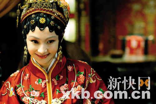 姚笛被曝后台硬耍大牌 踢走李小冉跃升女一号(图)--国家史册