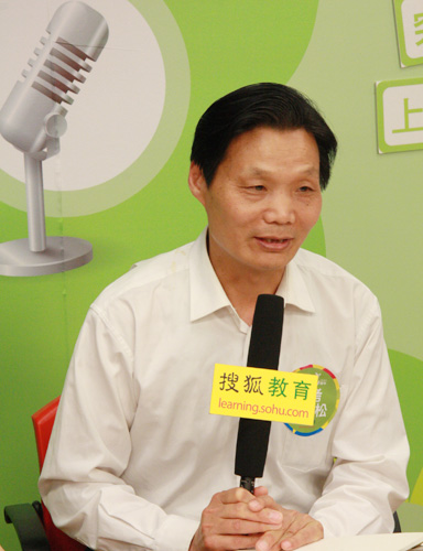 高考马拉松第十四场:选大学选专业,如何抉择?--国家年鉴