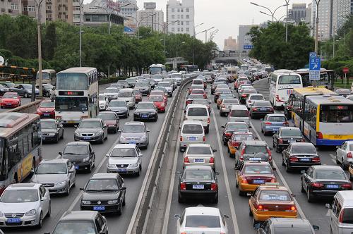 北京公布治堵新方案 拥堵路段适时单双号--中国年鉴网