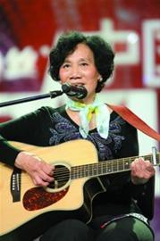 颤音奶奶挑战王菲 翻唱《因为爱情》惊动原唱--国家史册