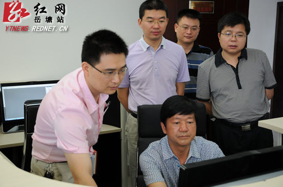 湖南湘潭岳塘区委书记开通微博(组图)--国家史册