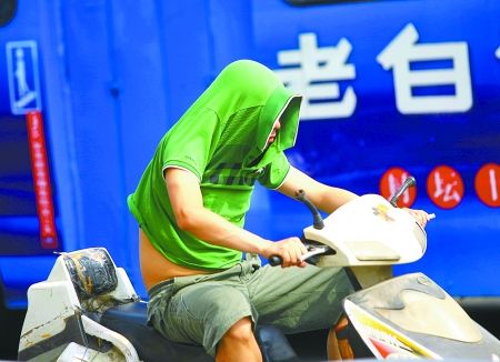 河南昨日7地最高气温超过42℃--中国年鉴网