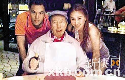 赌王过父亲节忙周旋四房 与长女仅会面15分钟(图)--中国年鉴