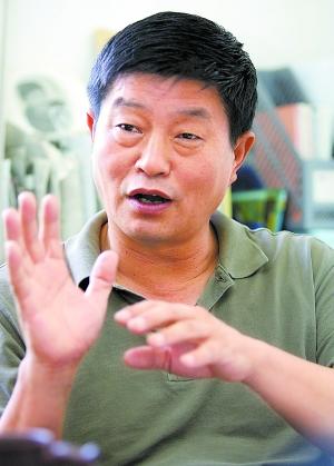 杨祖武再出山小球会献余热 坦言对国安感情很深--中国年鉴网