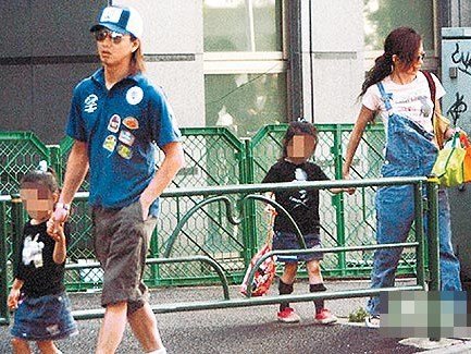 传木村拓哉8月宣布离婚 对工藤静香实施冷暴力--国家史册