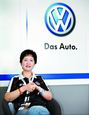 申筱洁:不羡慕宝马奔驰大众有自己的战略--中国年鉴网