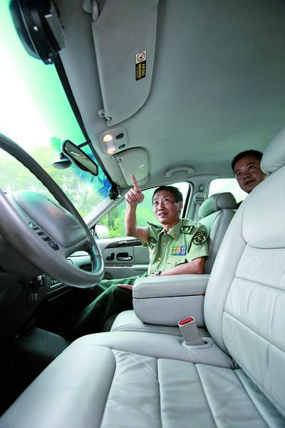 无人驾驶车顺利从长沙至武汉 自主超车67次(图)--中国年鉴网