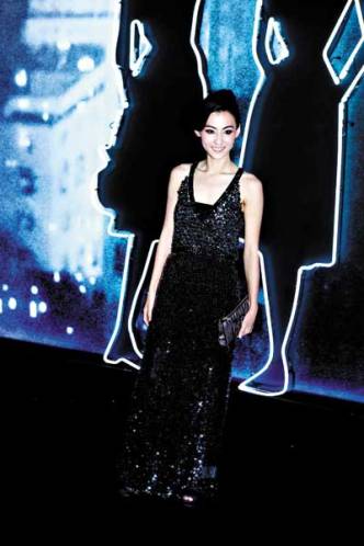 张柏芝刚走谢霆锋陈冠希又同抵沪 冤家路窄躲着走--国家史册