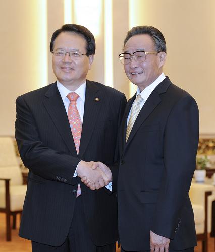 吴邦国会见韩国国会副议长--国家年鉴