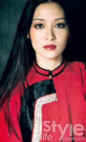 “琼瑶女郎”再回舆论中心 刘雪华苦情林青霞幸福--中国年鉴
