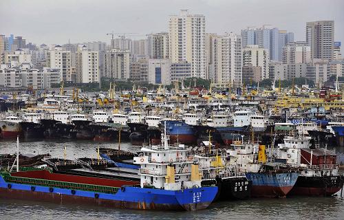 受“洛坦”影响 琼州海峡全线停航--中国年鉴网
