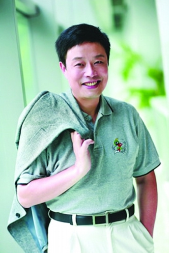 宋英杰自称最不靠谱 出新书借气象谈社会现状--中国年鉴网