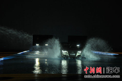 全新奥迪A8L W12顶级旗舰车上市 售价249.8万--中国年鉴