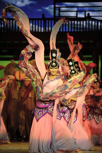 第九届全国舞蹈比赛在银川开赛--中国年鉴