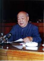 江华:主持审判“四人帮”的法官--国家年鉴