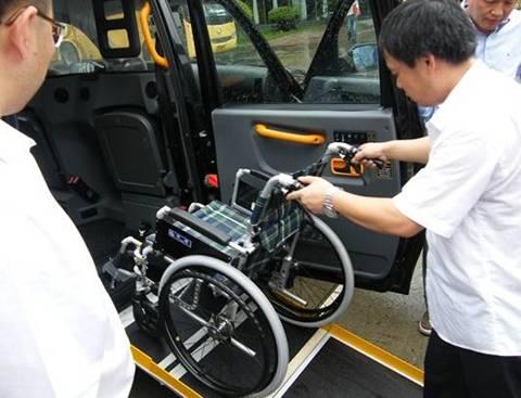 杭州采购吉利英伦TX4无障碍车服务全国残运会--中国年鉴