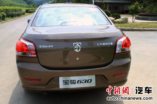 家用代步好选择 试驾宝骏630 1.5L MT 精英版--国家年鉴