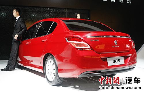 东风标致308成都车展首发亮相 CROSS 307上市--国家年鉴