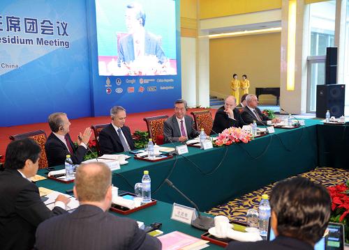 世界媒体峰会主席团会议在京举行--国家史册