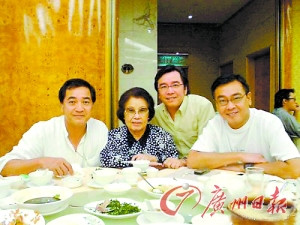 导演尔冬升93岁母亲去世 家人早有准备悉心陪伴--中国年鉴网