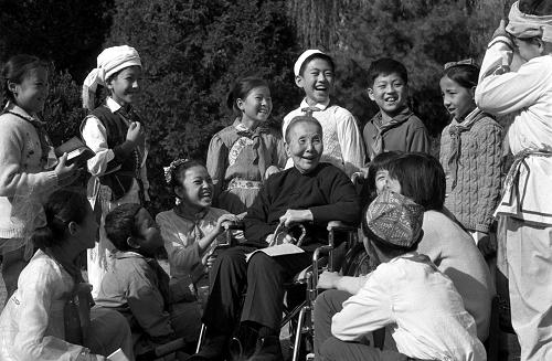 2月28日:冰心逝世--国家史册